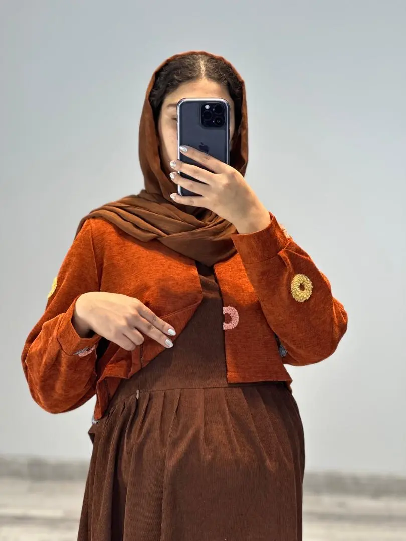 ست کت و سارافون مخمل کبریتی خامه دوزی(کد 679)