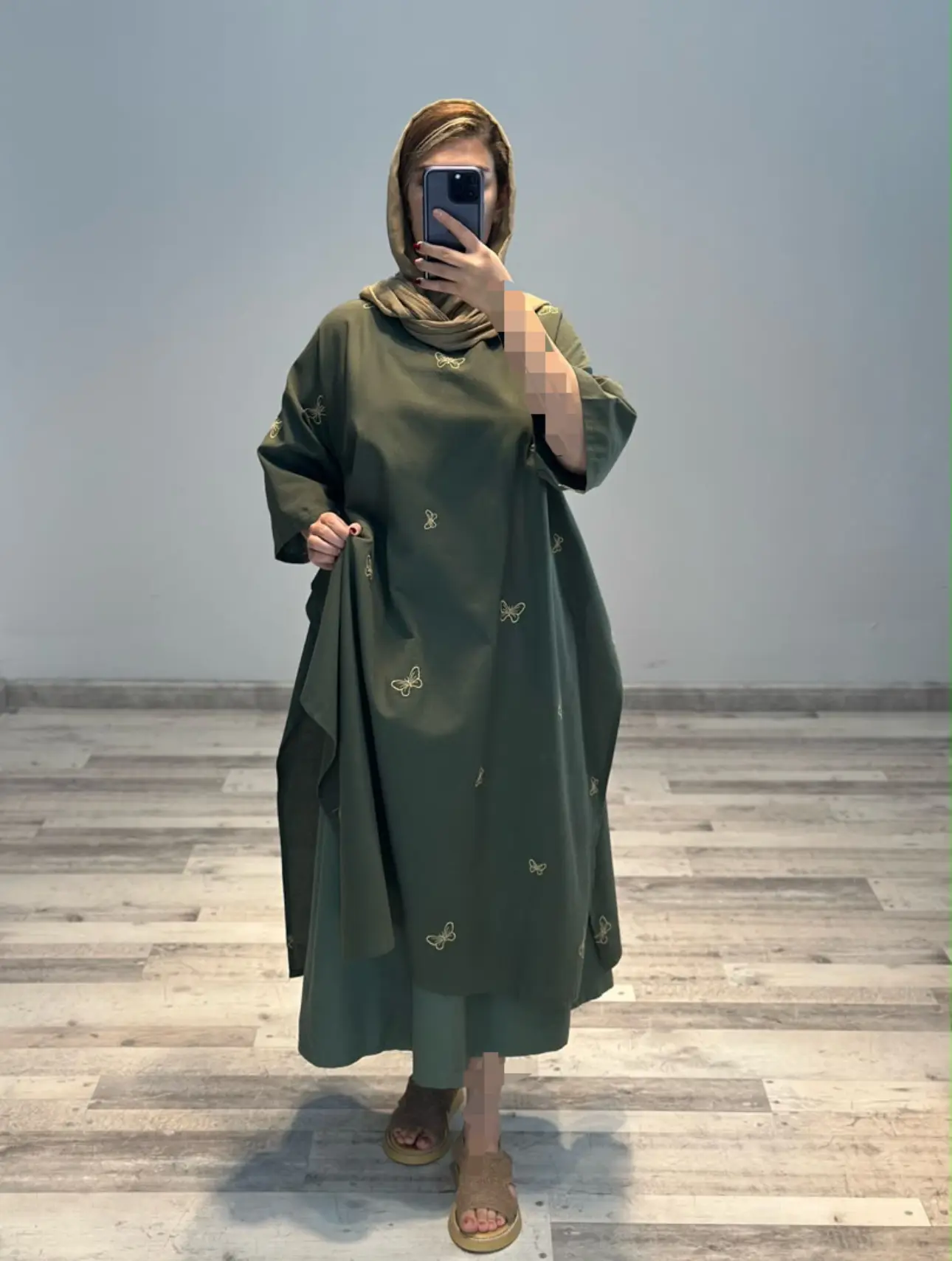 پانچو لینن محیا(کد ٨٦٩)