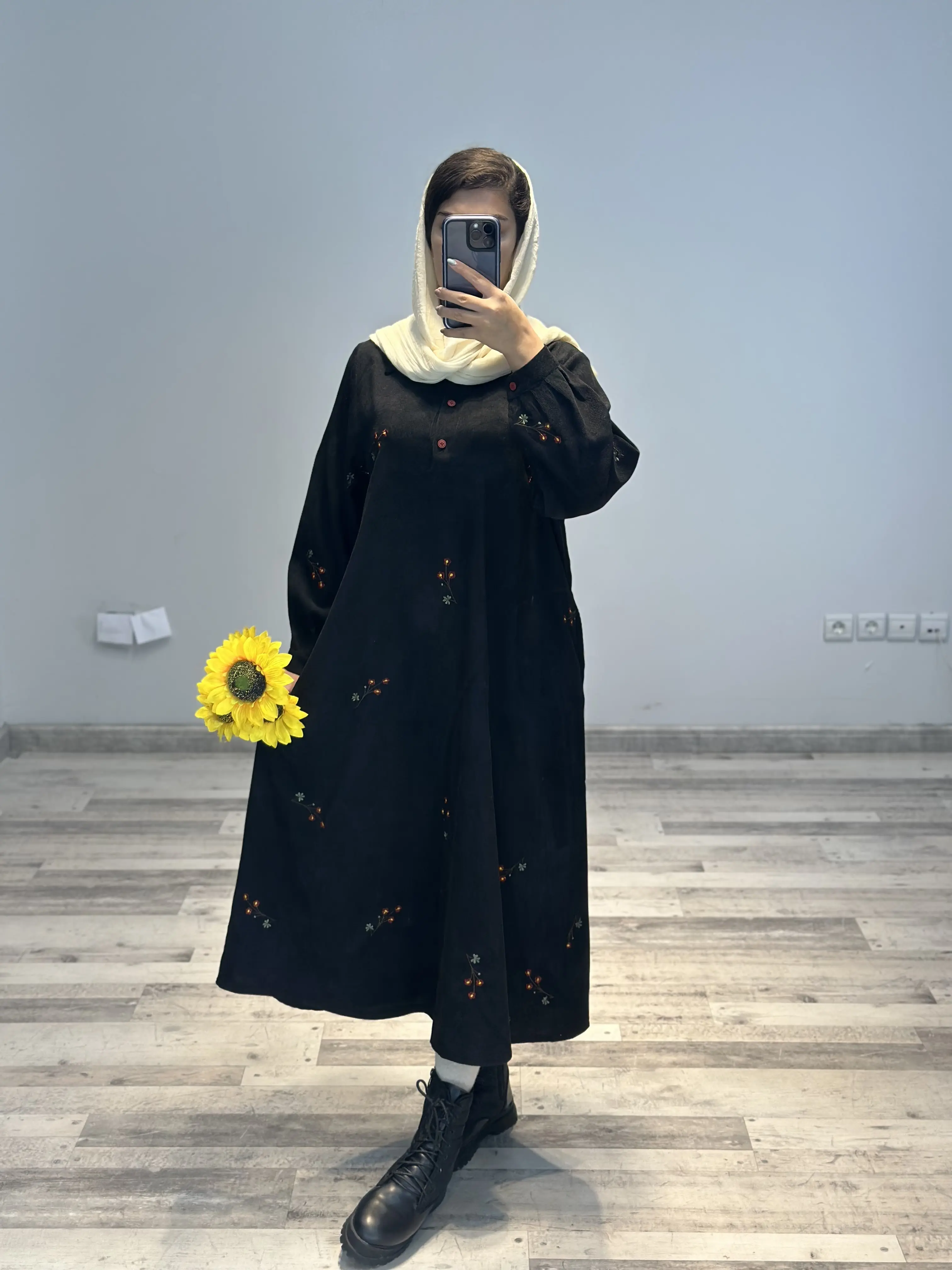 مانتو مخمل گلدوزی