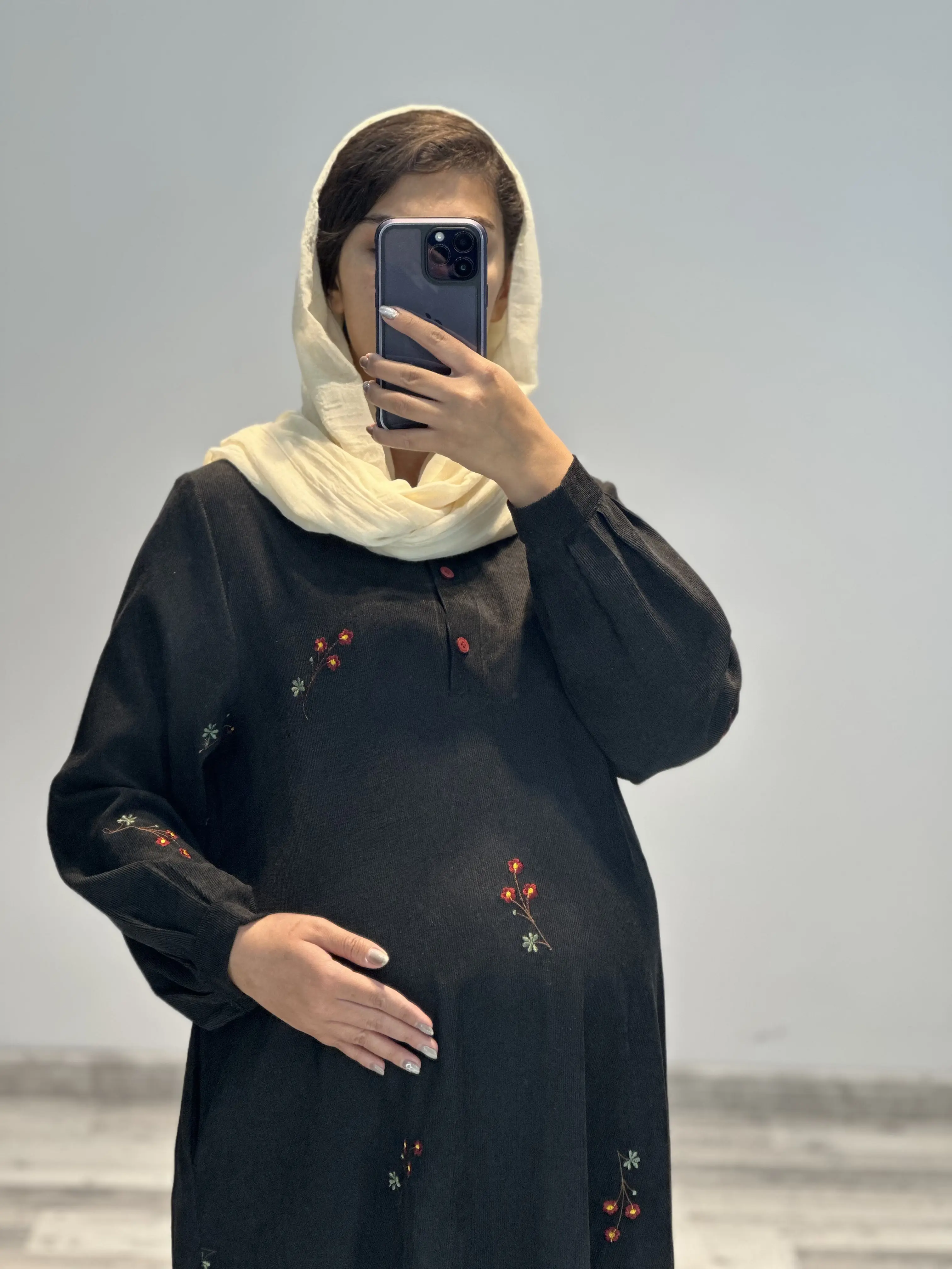 مانتو مخمل گلدوزی