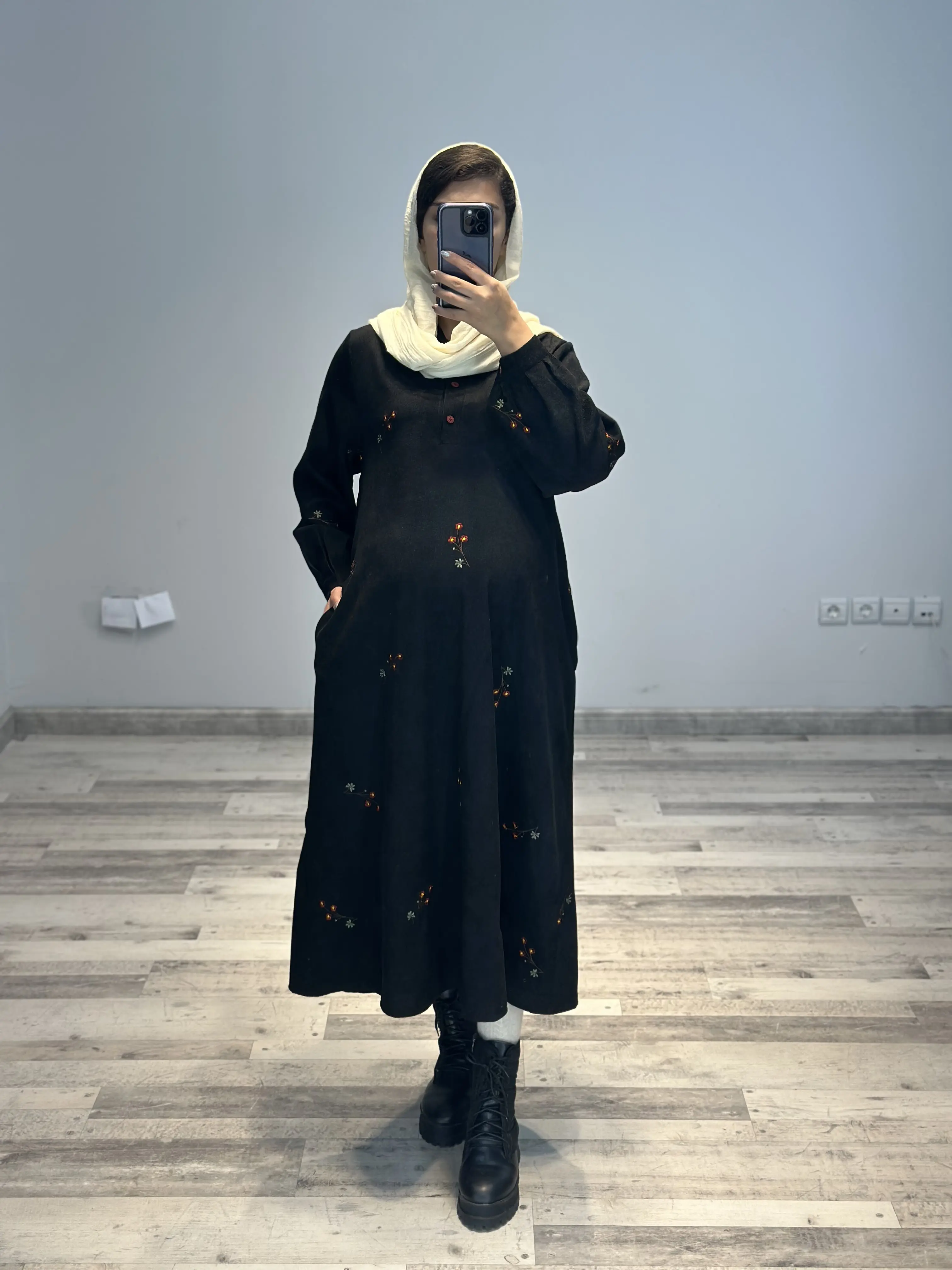 مانتو مخمل گلدوزی