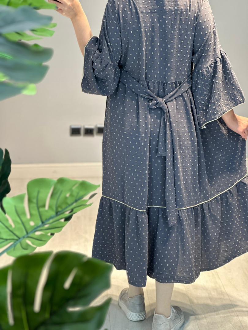 مانتو ابروبادی اشکی مغزی دوزی شده(کد 646)
