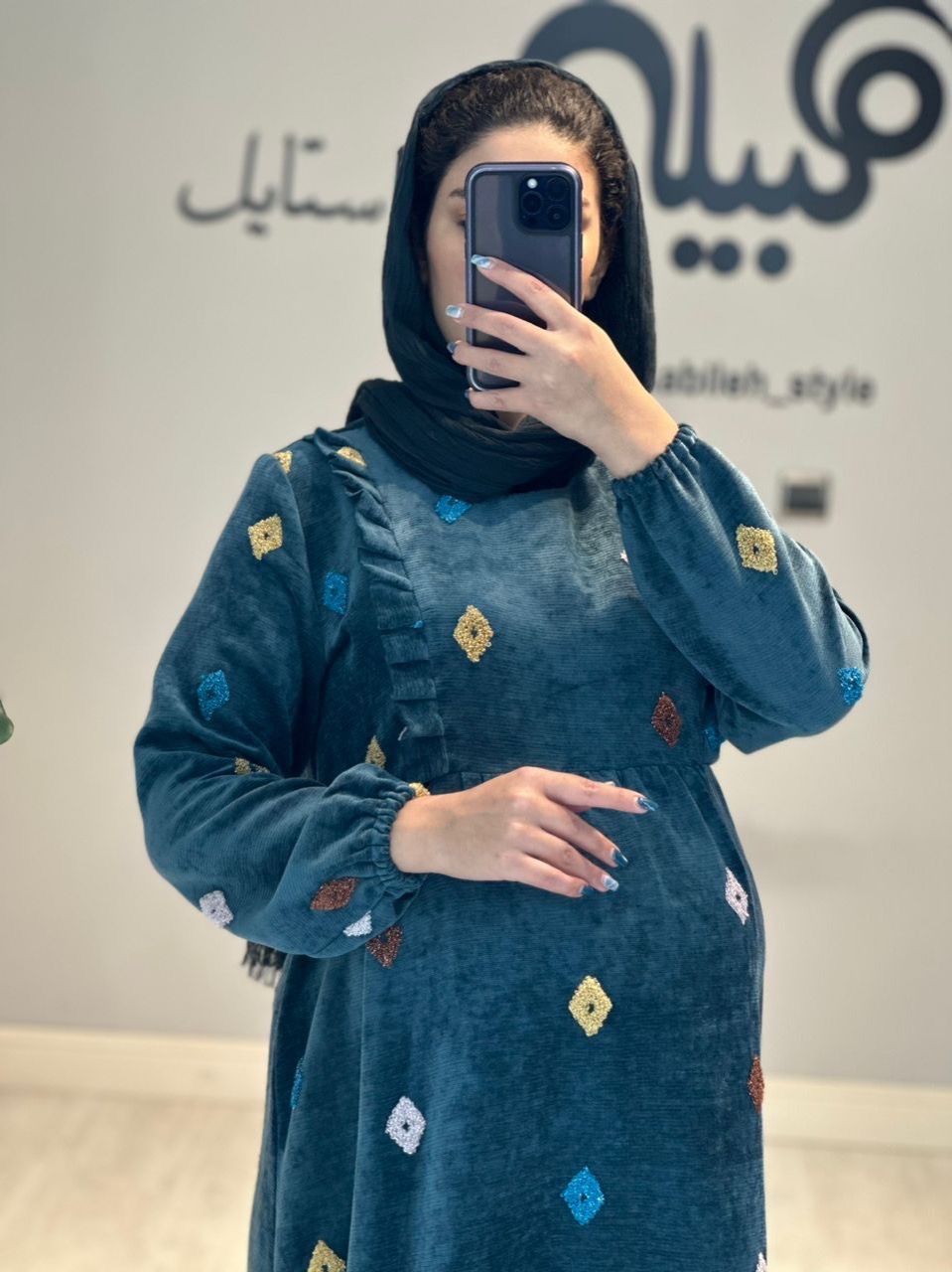 مانتو مجلسی مخمل خامه دوزی(کد 596)